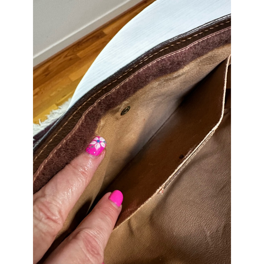 Gucci Beige Brown Coated Canvas Medium Clutch - Picture 12 of 14